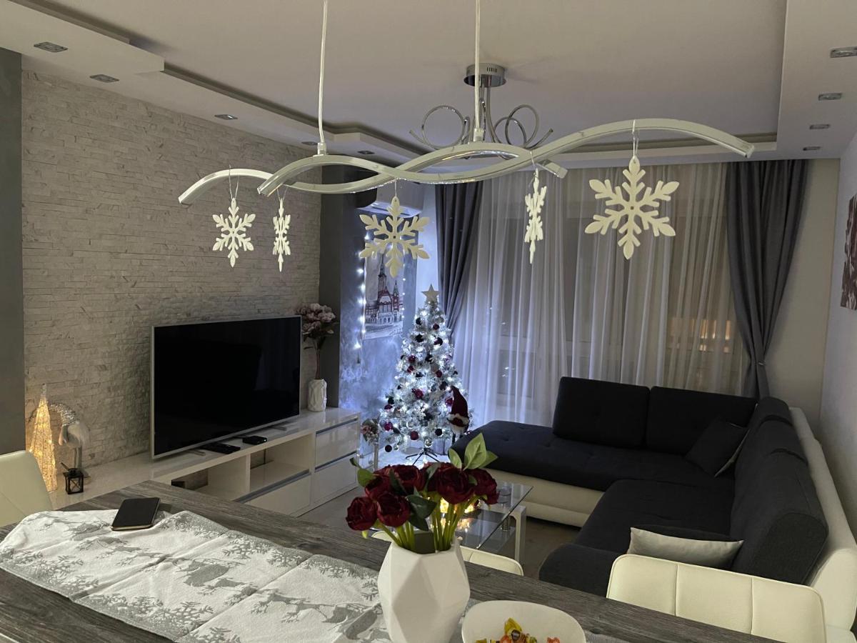 Apartman Mdb Lux Subotica Eksteriør bilde